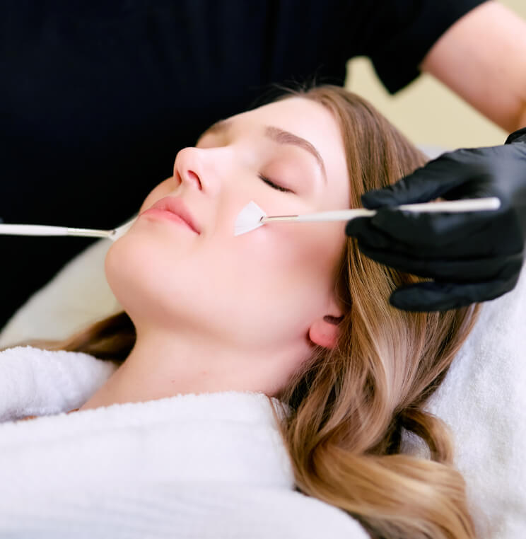 Chemical Peels Vancouver | Facial Peel Treatment at EverYoung Skin Clinic